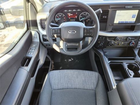 New 2026 Ford F250 XLT w/ FX4 Off-Road Package image 13