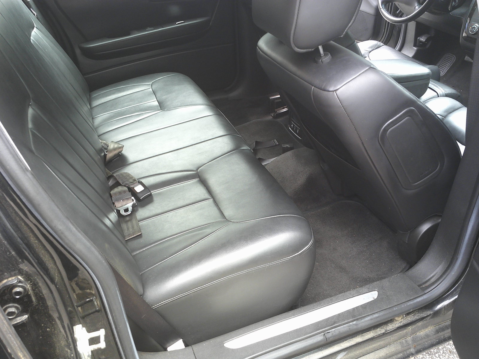 Used 2010 Cadillac DTS Limousine FWD image 14