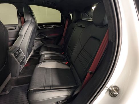 Used 2023 Porsche Cayenne GTS AWD/4WD image 22