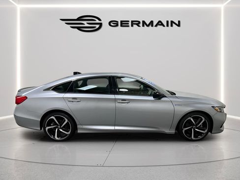 Used 2022 Honda Accord Sport image 9