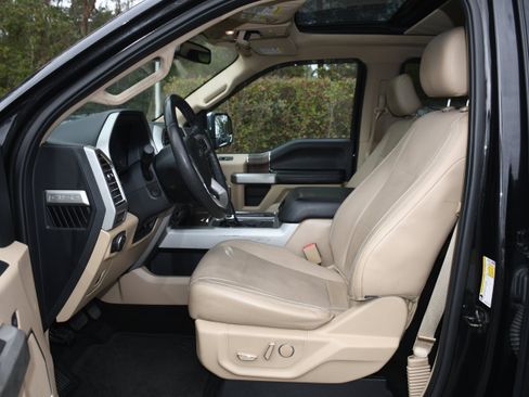 Used 2015 Ford F150 Lariat w/ Equipment Group 502A Luxury image 7