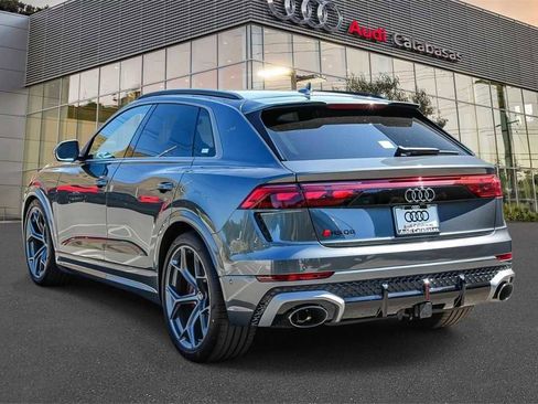 New 2025 Audi RS Q8 performance image 6