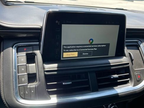 Used 2024 GMC Yukon AT4 w/ AT4 Premium Package AWD/4WD image 21