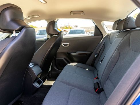 Used 2025 Kia K4 FWD image 23
