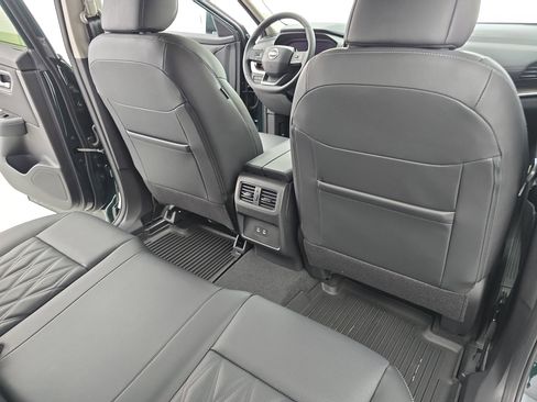 New 2026 Nissan Rogue Platinum AWD/4WD image 11