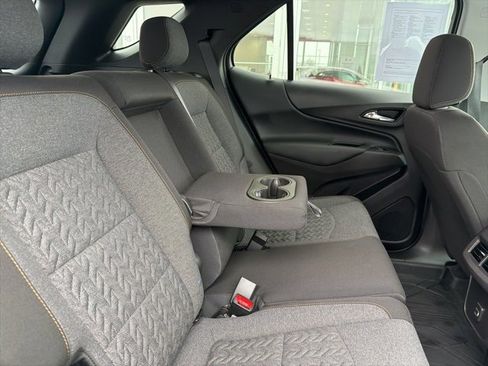 Used 2024 Chevrolet Equinox LT w/ LPO, Floor Liner Package image 32