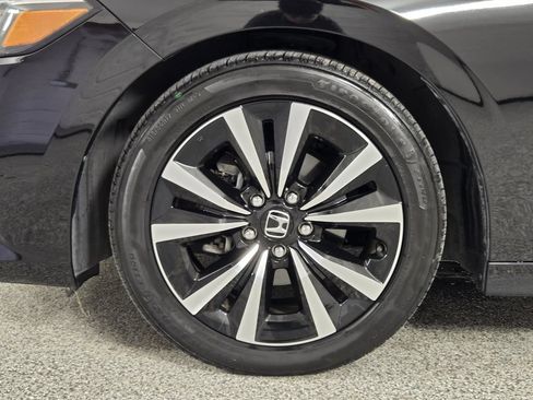 Used 2024 Honda Civic EX image 13