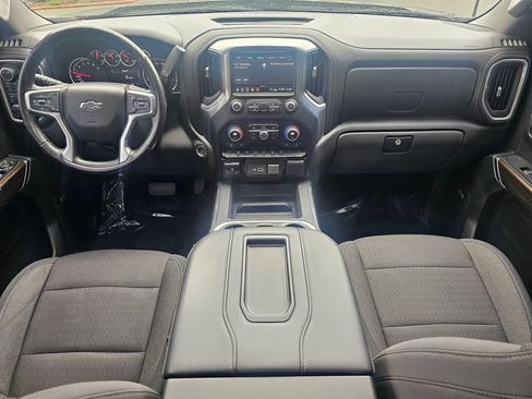 Used 2020 Chevrolet Silverado 1500 LT Trail Boss AWD/4WD image 18