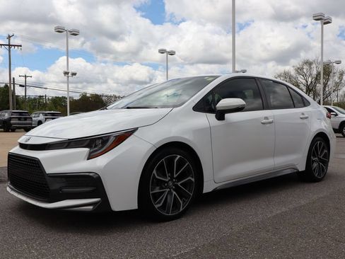 Used 2021 Toyota Corolla XSE FWD image 7