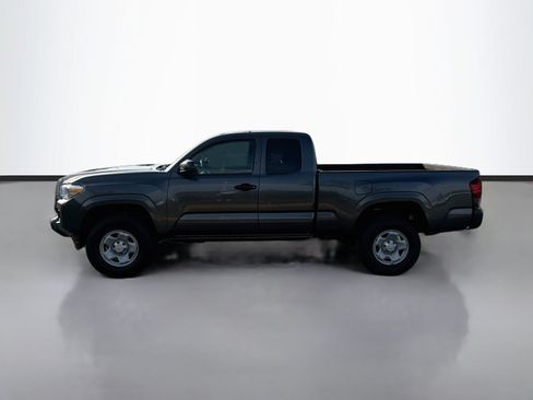 Used 2022 Toyota Tacoma SR RWD image 4