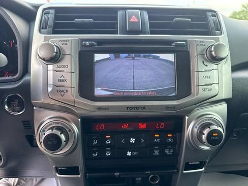 Used 2012 Toyota 4Runner Limited w/ Convenience Pkg AWD/4WD image 9