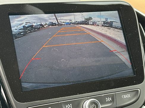 Used 2017 Chevrolet Volt Premier w/ Driver Confidence II Package image 27