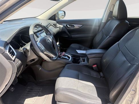 Used 2016 Nissan Rogue SL AWD/4WD image 3