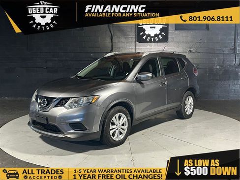 Used 2015 Nissan Rogue SV image 1