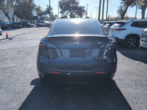 Used 2022 Tesla Model Y Performance image 6