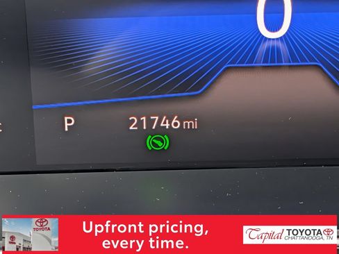 Used 2024 Volkswagen Tiguan SE AWD/4WD image 20