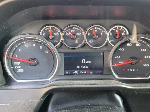 Used 2021 Chevrolet Silverado 1500 LT AWD/4WD image 9