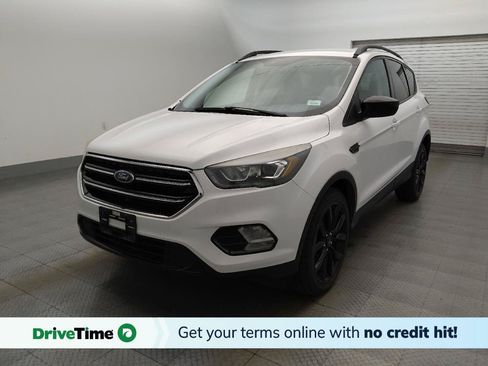 Used 2018 Ford Escape SE w/ SE Sport Appearance Package FWD image 1