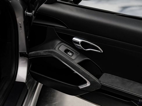 Used 2018 Porsche 911 GT3 w/ Sport Chrono Package image 74