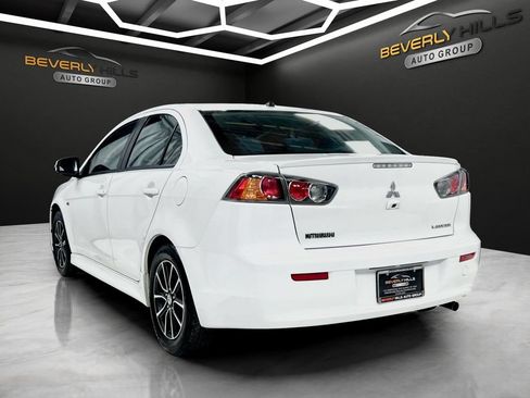Used 2017 Mitsubishi Lancer ES FWD image 3