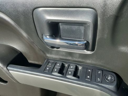 Used 2018 Chevrolet Silverado 1500 LT w/ All Star Edition image 11