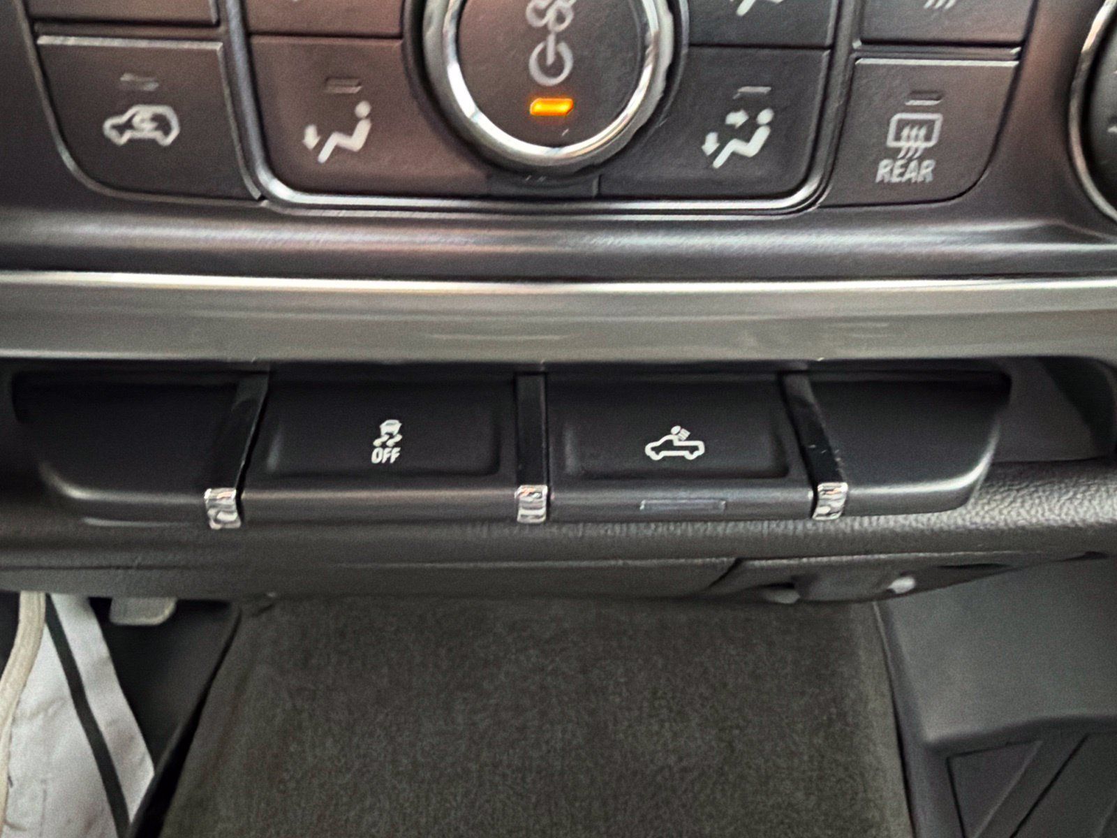 Used 2016 Chevrolet Silverado 1500 LT w/ All Star Edition AWD/4WD image 22