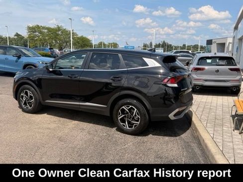Used 2024 Kia Sportage LX AWD/4WD image 2