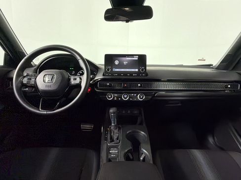 Used 2025 Honda Civic Sport image 14