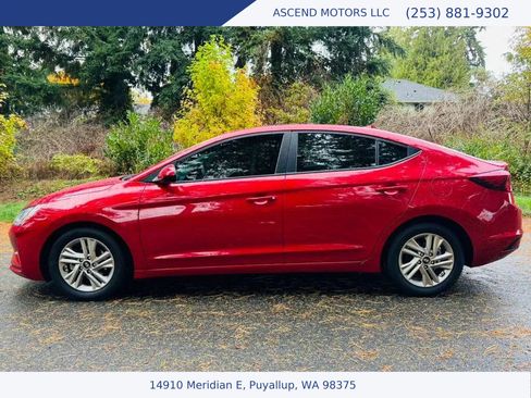 Used 2020 Hyundai Elantra SEL image 2