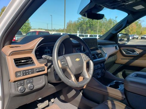 Used 2023 Chevrolet Tahoe High Country image 31