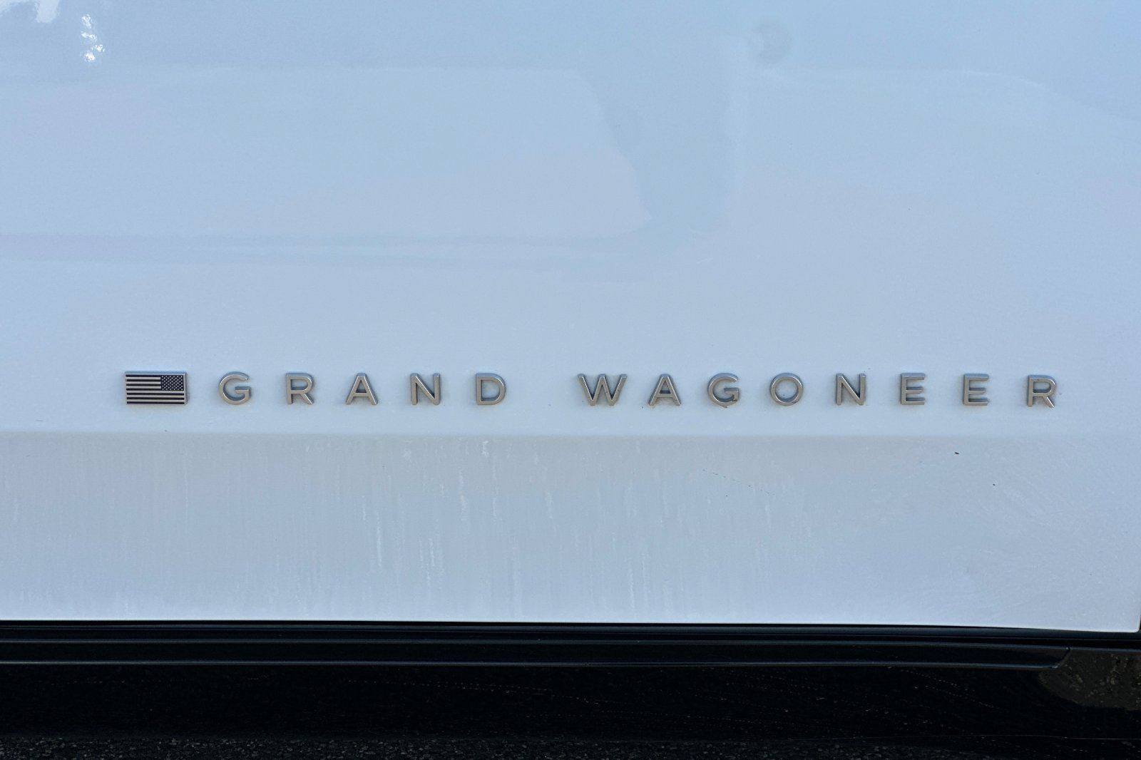 Used 2023 Jeep Grand Wagoneer Series II AWD/4WD image 41