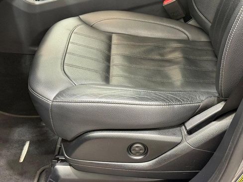 Used 2017 Mercedes-Benz GLE 350 4MATIC image 21