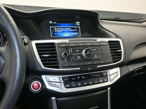 Used 2013 Honda Accord EX image 19