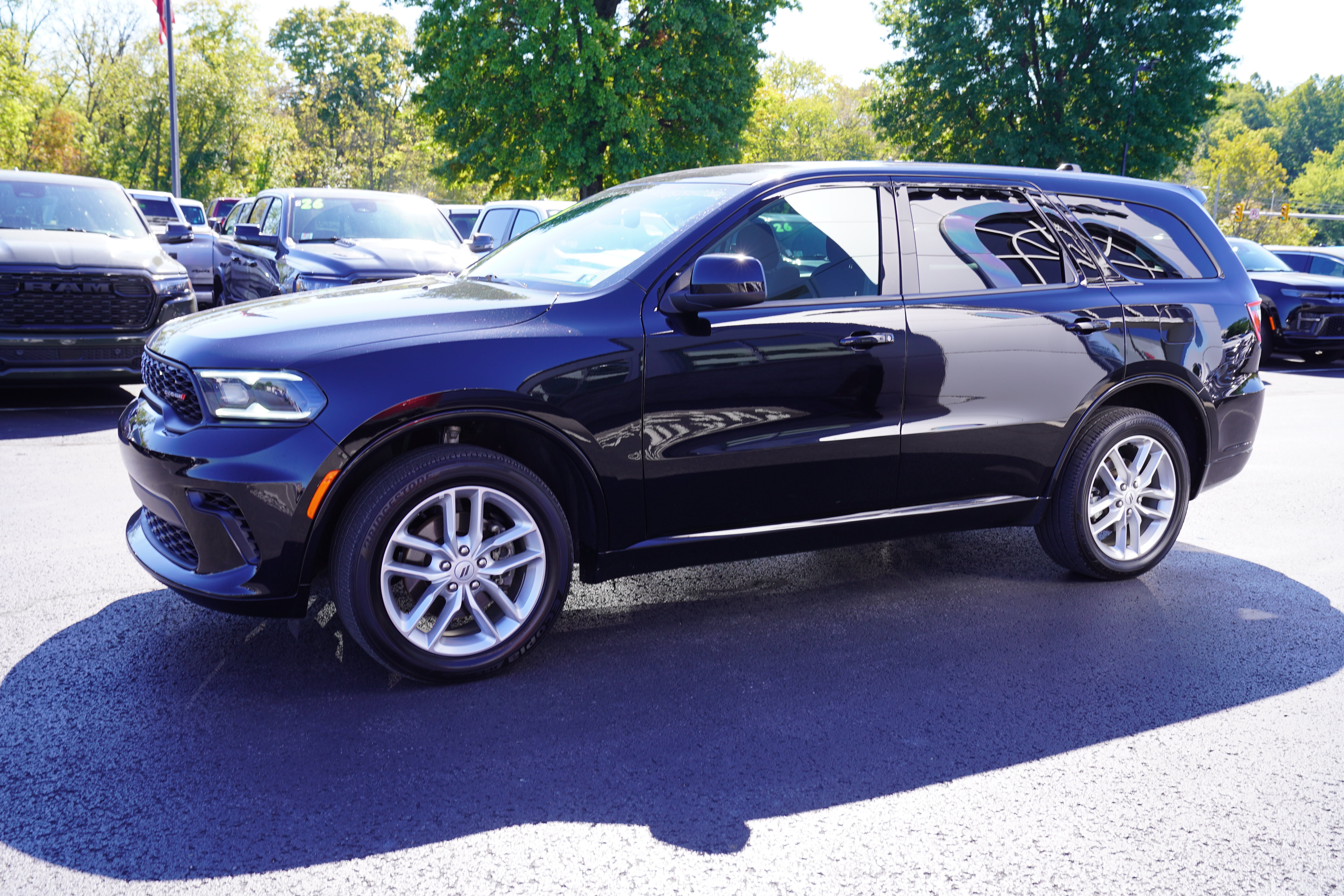 Used 2025 Dodge Durango GT AWD/4WD image 11
