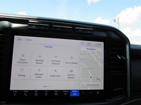 Used 2024 Ford F350 Platinum w/ Tremor Off-Road Package image 27