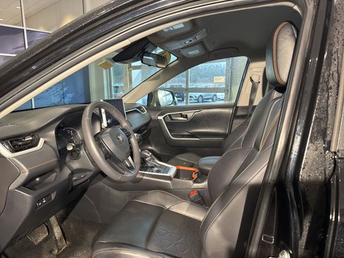 Used 2024 Toyota RAV4 Adventure image 16