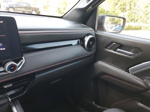 Used 2024 Chevrolet Colorado Z71 image 26