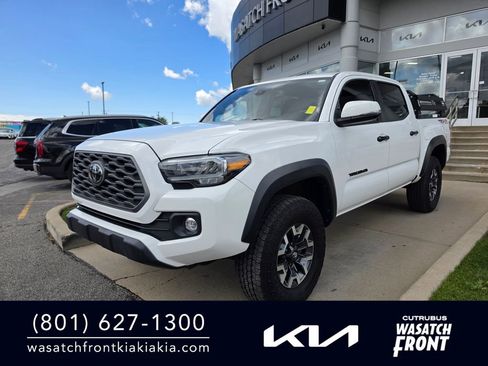 Used 2023 Toyota Tacoma TRD Off-Road w/ Black Out Package (TMS) AWD/4WD image 1