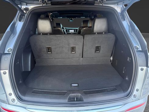 Certified 2023 Buick Enclave Avenir w/ Avenir Technology Package image 17