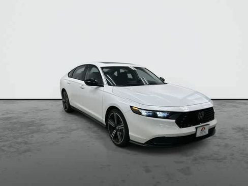 Certified 2026 Honda Accord SE image 6