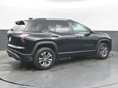 Used 2025 Chevrolet Equinox LT w/ Convenience Package II image 10