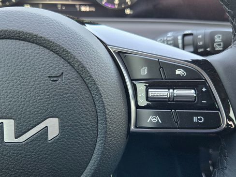 New 2026 Kia Seltos EX image 28