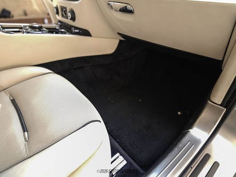 Used 2017 Rolls-Royce Wraith RWD image 41