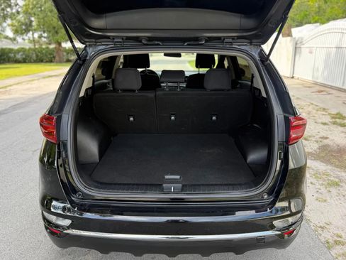 Used 2020 Kia Sportage LX image 6
