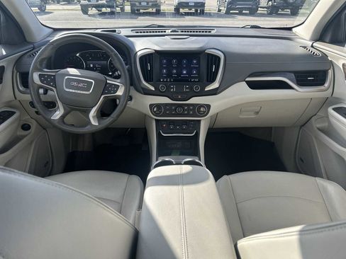 Used 2019 GMC Terrain Denali w/ Advanced Safety Package image 21