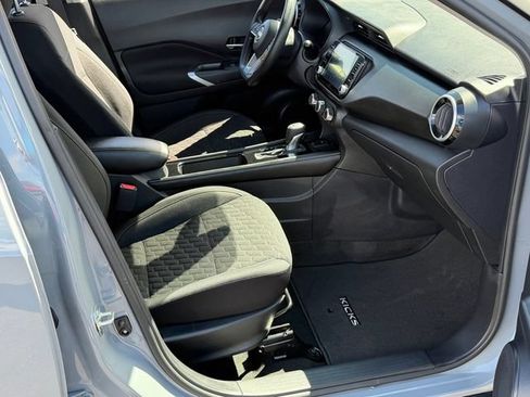 Certified 2023 Nissan Kicks SV FWD image 23