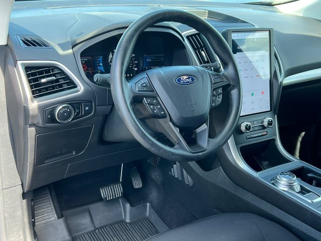 Used 2024 Ford Edge SE AWD/4WD image 16