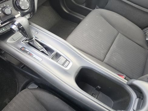 Used 2016 Honda HR-V LX image 24