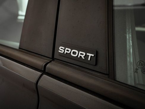 Used 2025 Volkswagen Jetta Sport image 15