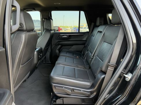 Used 2025 Chevrolet Tahoe LT RWD image 28